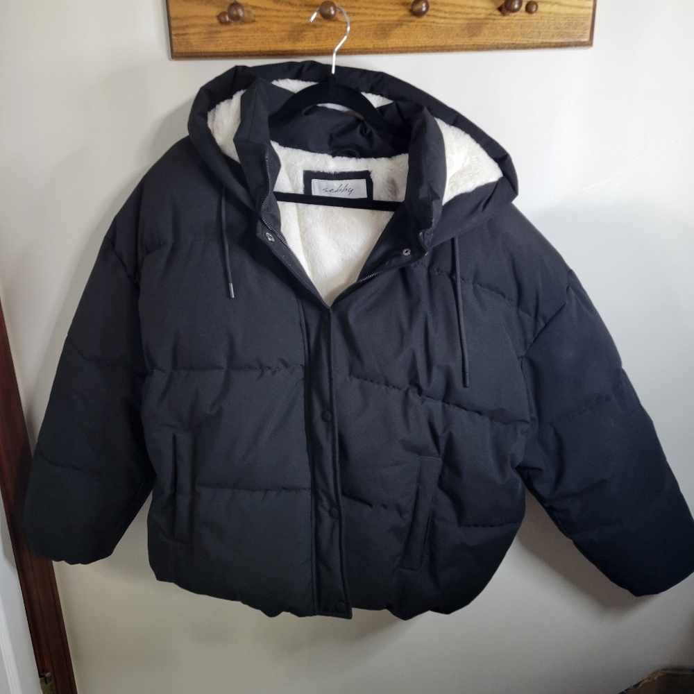 Sebby Women's Black Puffer Jacket w/ Faux Fur Lining, Size 3X
